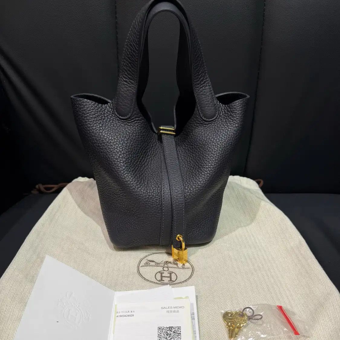 Hermes Hermes Picotin Lock ice blue Clemence cowhide leather picotin handbag gold hardw Size ONE SIZE - 8 Thumbnail
