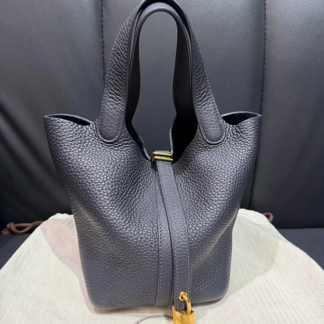 Hermes Hermes Picotin Lock ice blue Clemence cowhide leather picotin handbag gold hardw Size ONE SIZE - 2 Thumbnail