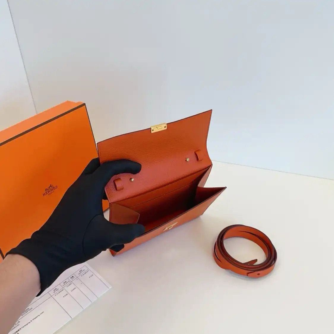 Hermes Hermes Clic 16 orange cowhide leather crossbody bag silver hardware B Size ONE SIZE - 7 Thumbnail