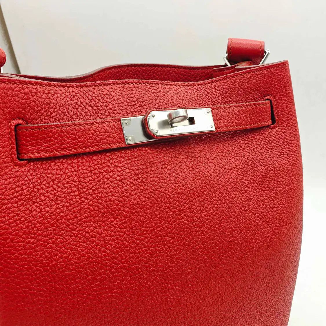 Hermes Hermes So Kelly red cowhide leather crossbody bag silver hardware Size ONE SIZE - 10 Thumbnail