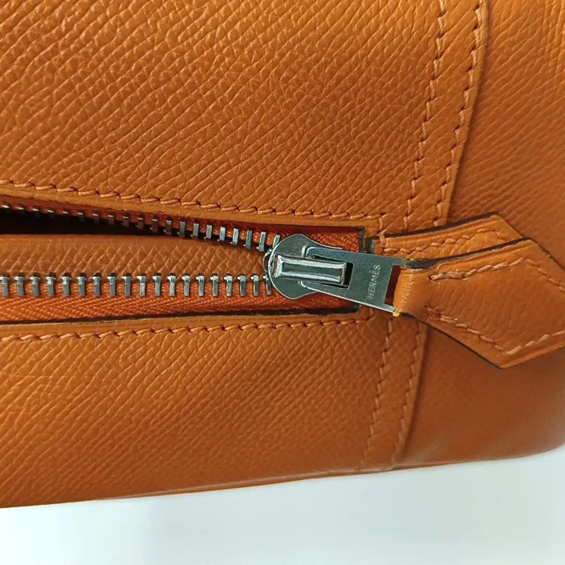 Hermes Hermes Plume 28 Hermes orange Epsom cowhide leather handbag silver hardware Size ONE SIZE - 14 Thumbnail