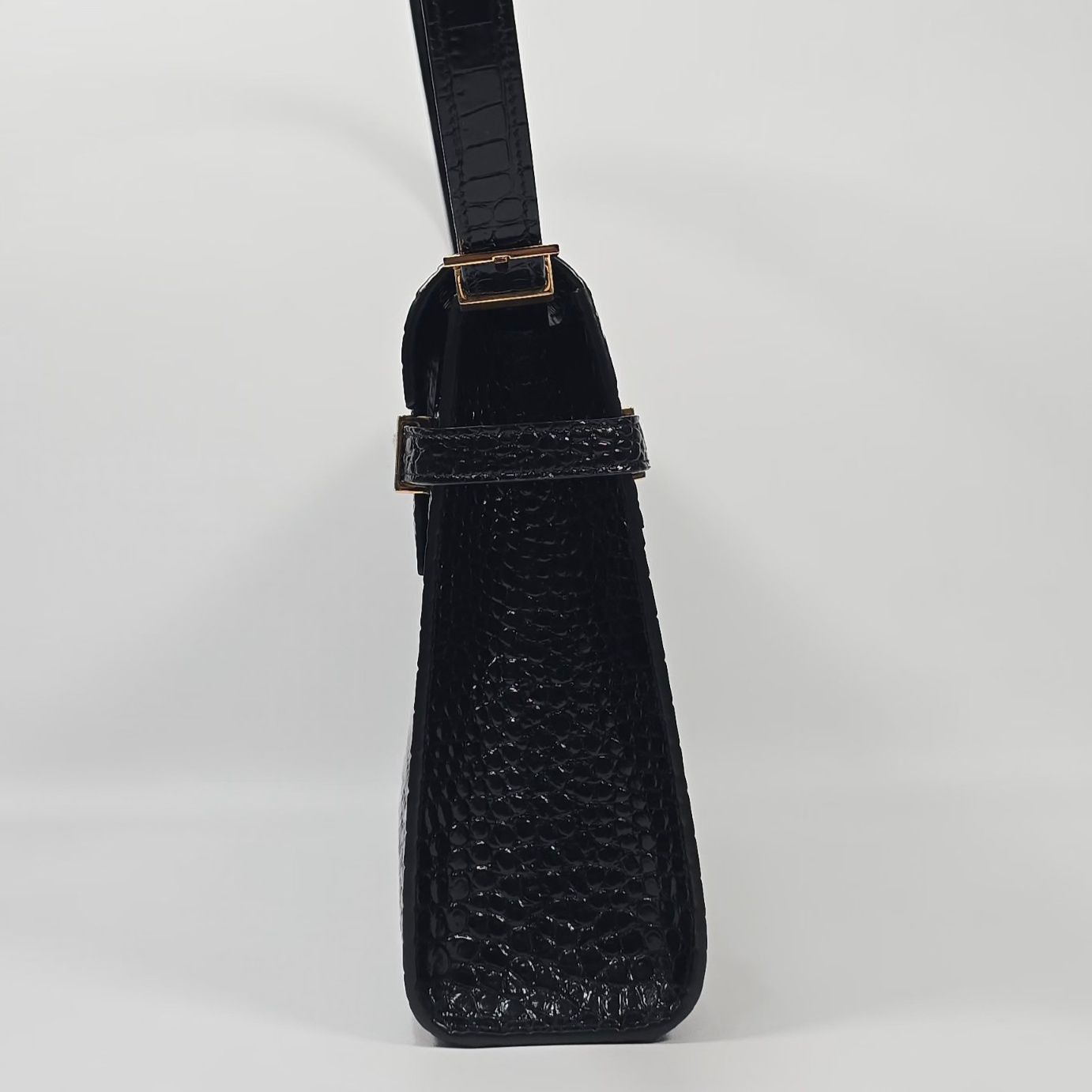 Yves Saint Laurent Manhattan Crocodile Embossed Shiny Leather Shoulder Bag Size ONE SIZE - 6 Thumbnail