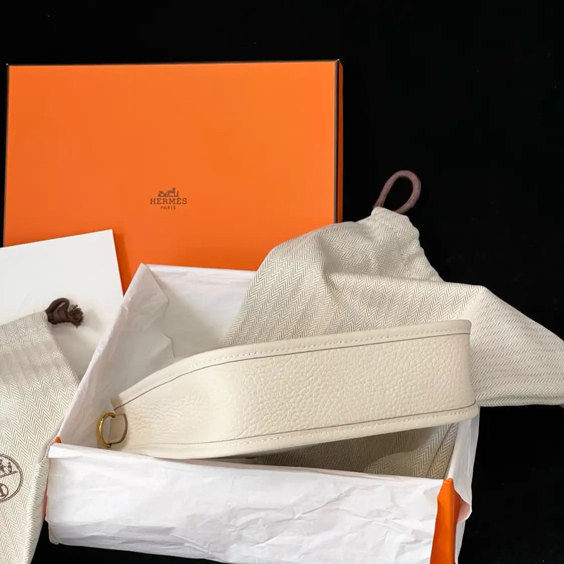 Hermes Hermes Evelyne 16 Craie Clemence cowhide leather Evelyne crossbody bag gold hard Size ONE SIZE - 5 Thumbnail