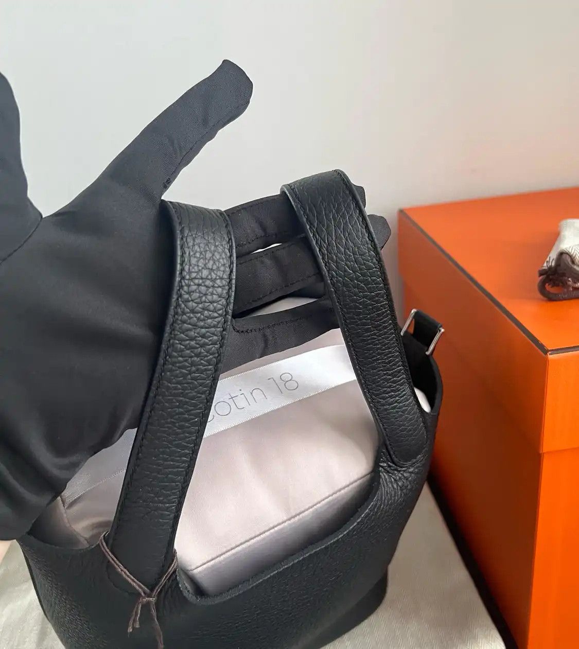Hermes Hermes Picotin Lock 18 black cowhide leather picotin handbag gold hardware W Size ONE SIZE - 5 Thumbnail