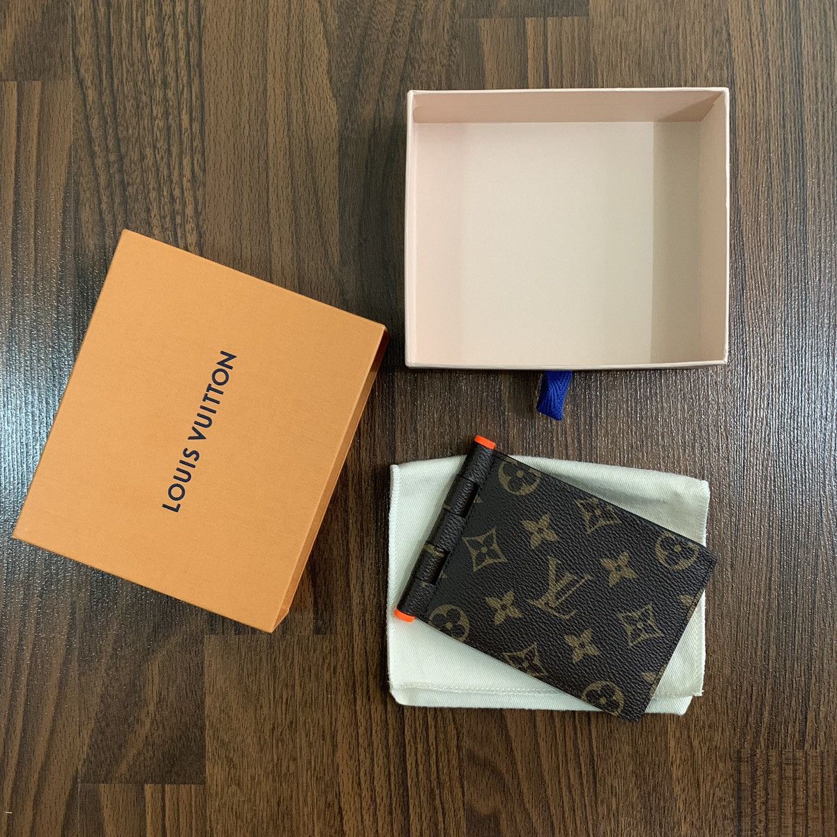 Louis Vuitton Virgil Abloh Solar Ray Hinge Multiple Wallet