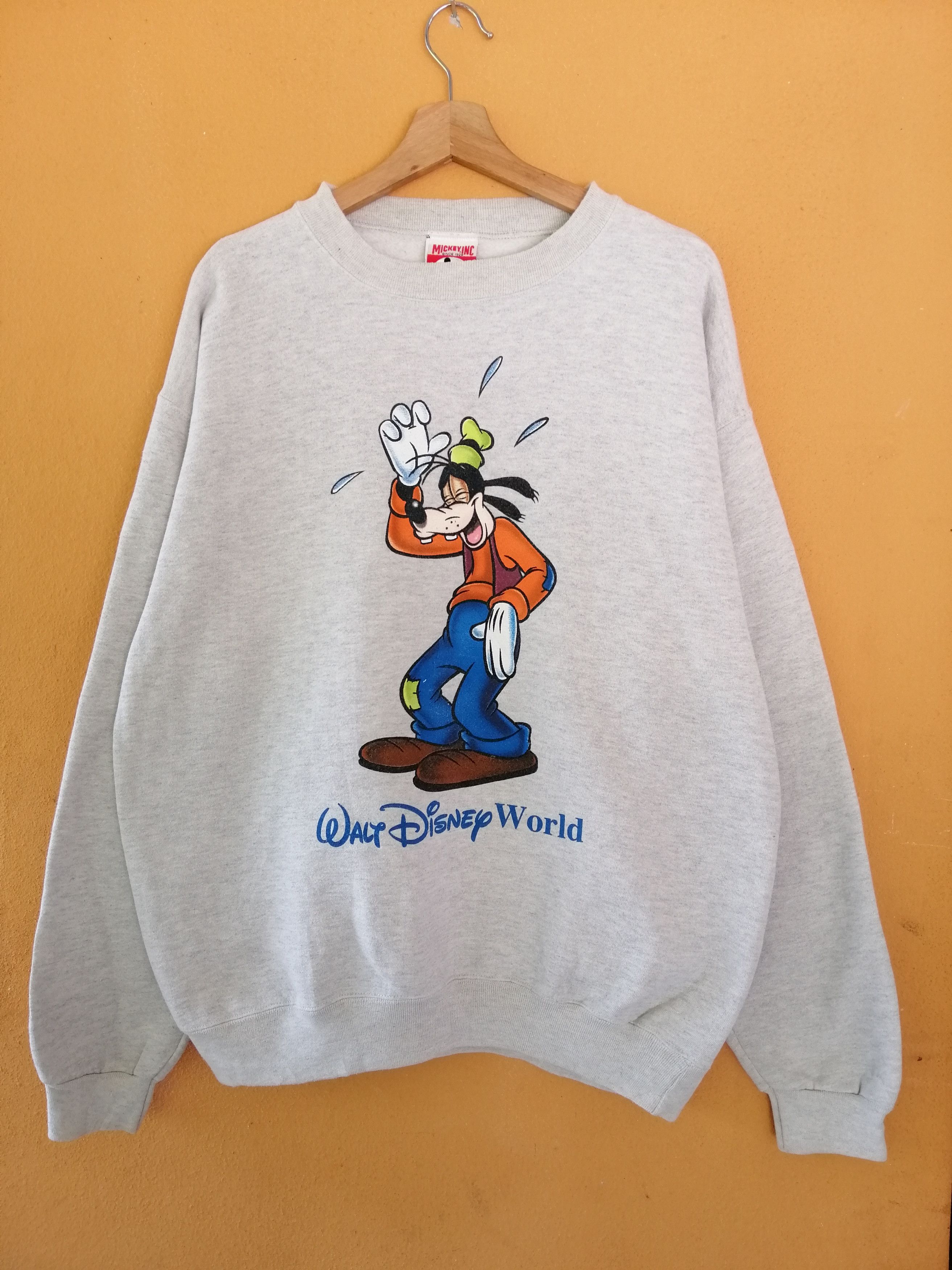 Outlet Vintage Goofy Disney sweater