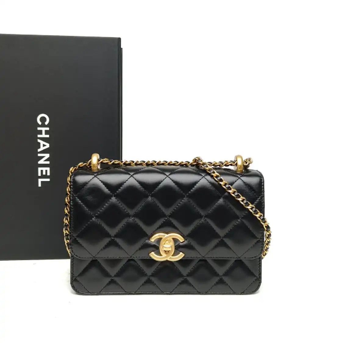Chanel CHANEL CLASSIC FLAP black cowhide leather crossbody bag gold hardware Size ONE SIZE - 8 Thumbnail