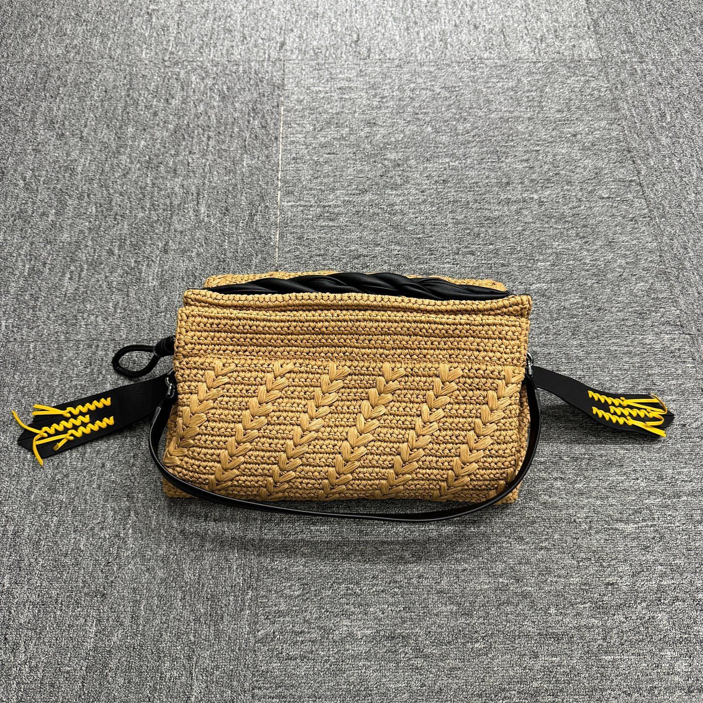 Givenchy Givenchy Raffia Handle Bag Size ONE SIZE - 2 Thumbnail