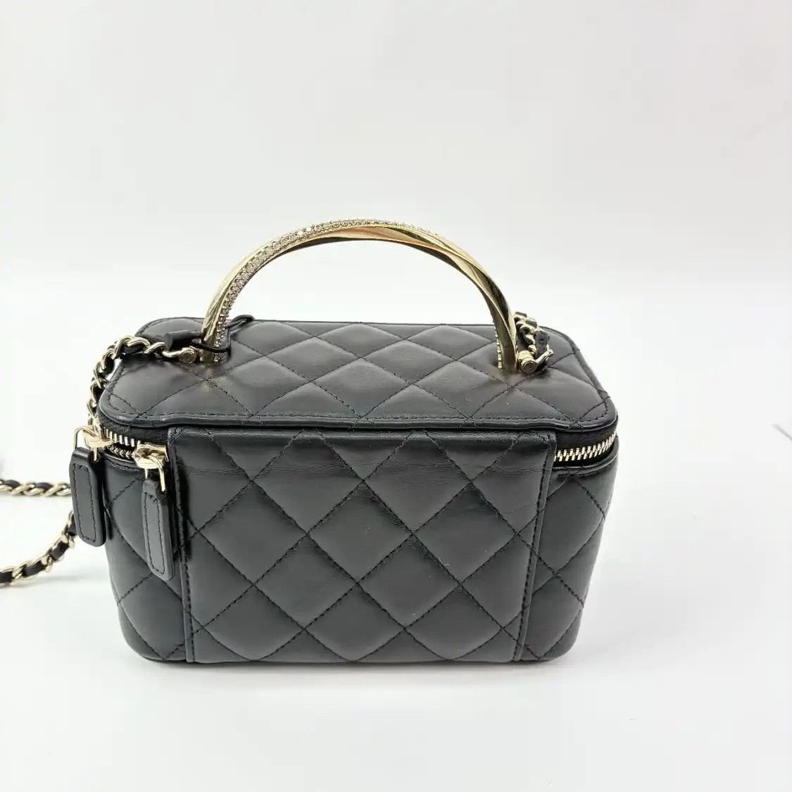 Chanel CHANEL box bag black sheepskin quilted shoulder bag gold hardware Size ONE SIZE - 2 Thumbnail