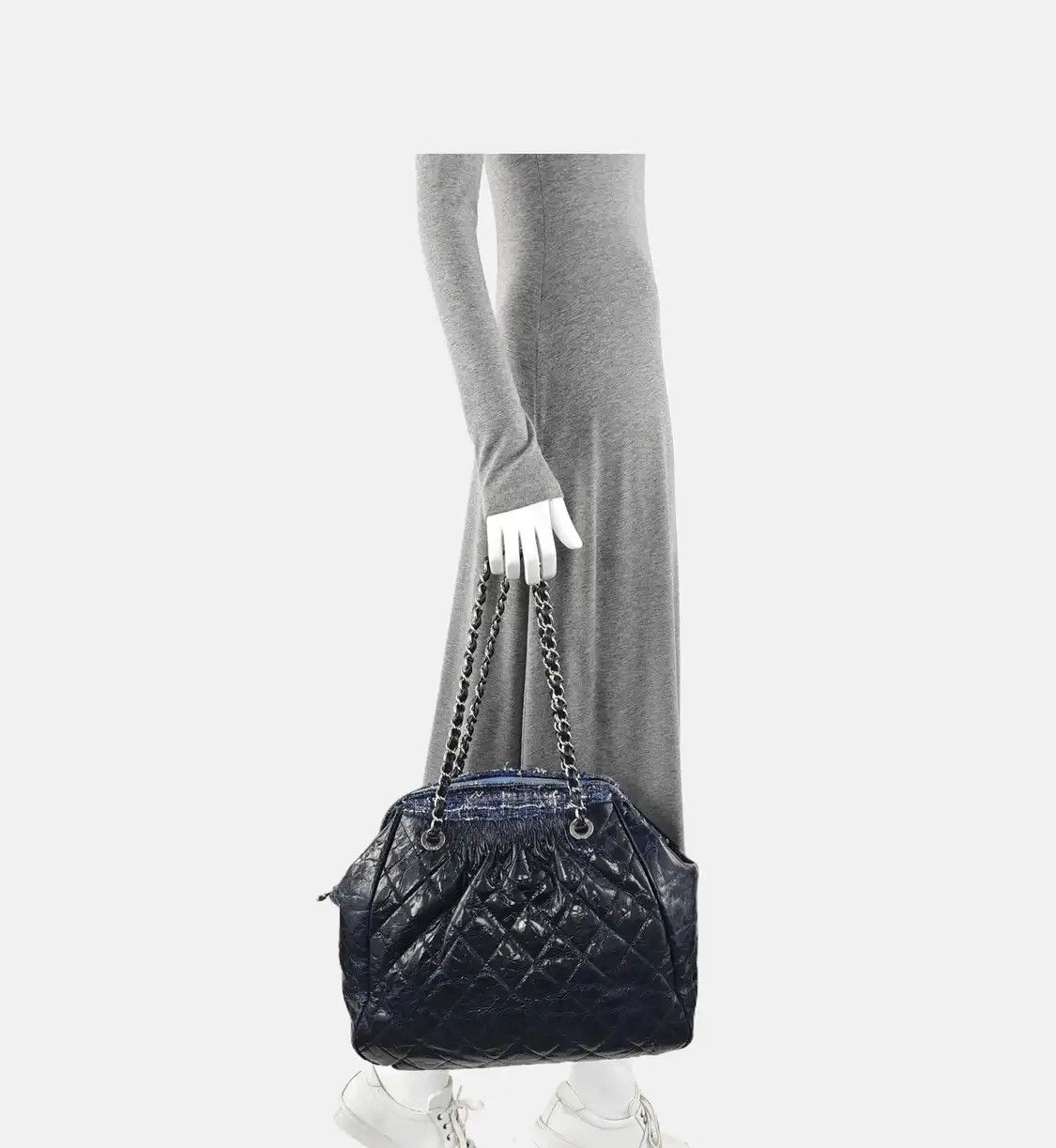 Chanel CHANEL tote bag navy blue cowhide leather quilted shoulder bag handbag silver ha Size ONE SIZE - 2 Thumbnail