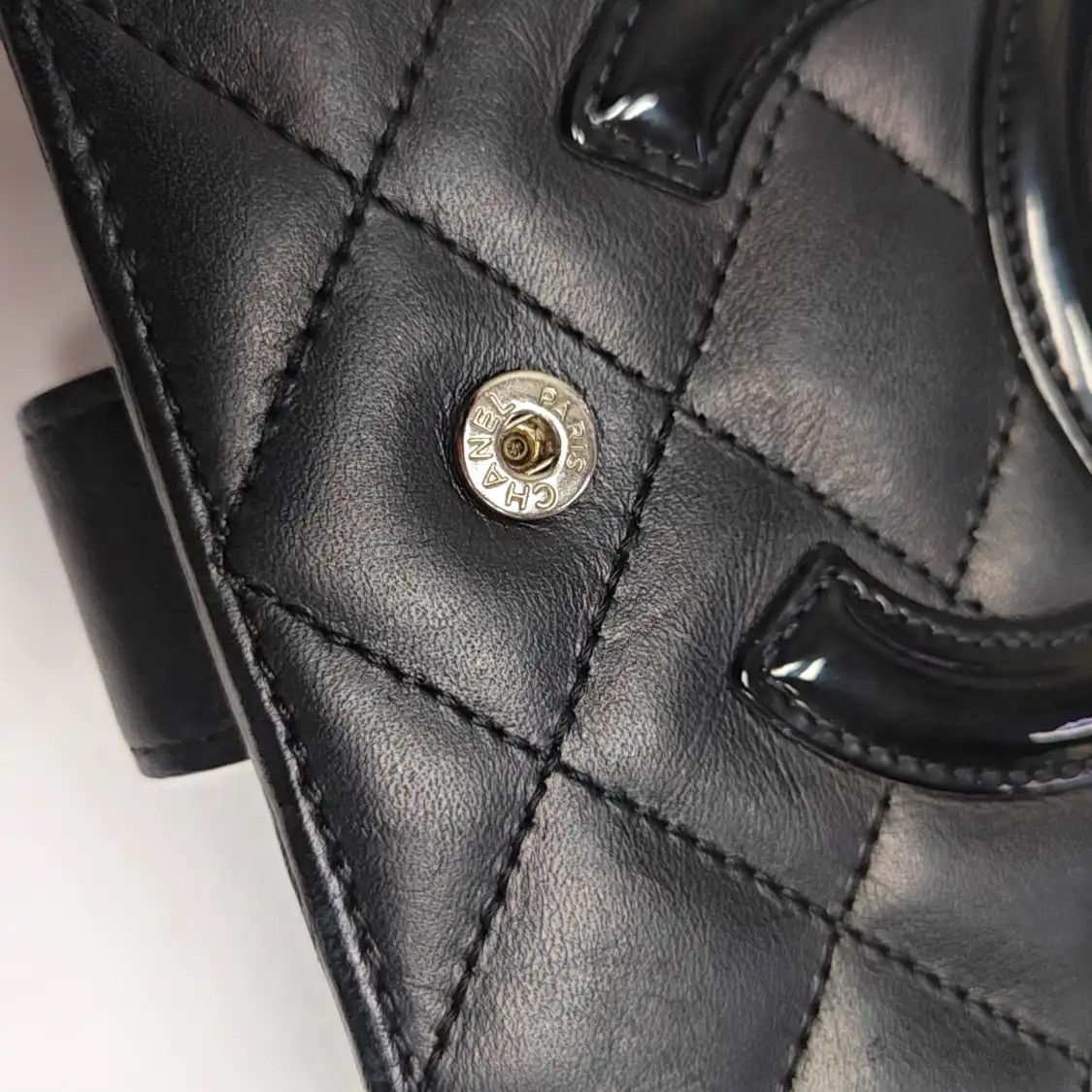 Chanel CHANEL CAMBON black cowhide leather quilted wallet silver hardware 17 Size ONE SIZE - 10 Thumbnail