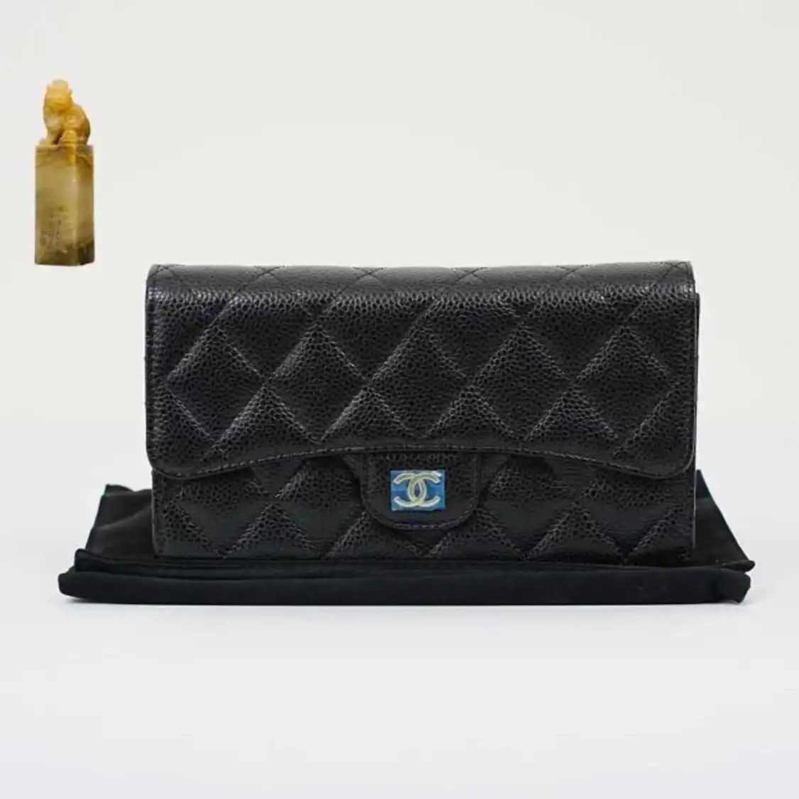 Chanel CHANEL CLASSIC FLAP black pebbled cowhide leather quilted wallet silver hardware Size ONE SIZE - 7 Thumbnail