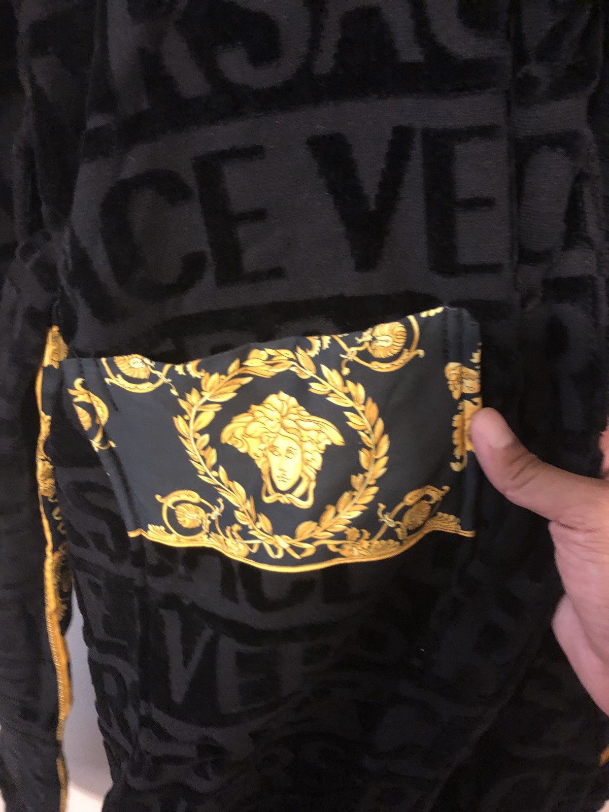 Versace Versace I Love Baroque Bathrobe - Home Collection Piece Size US XL / EU 56 / 4 - 3 Thumbnail
