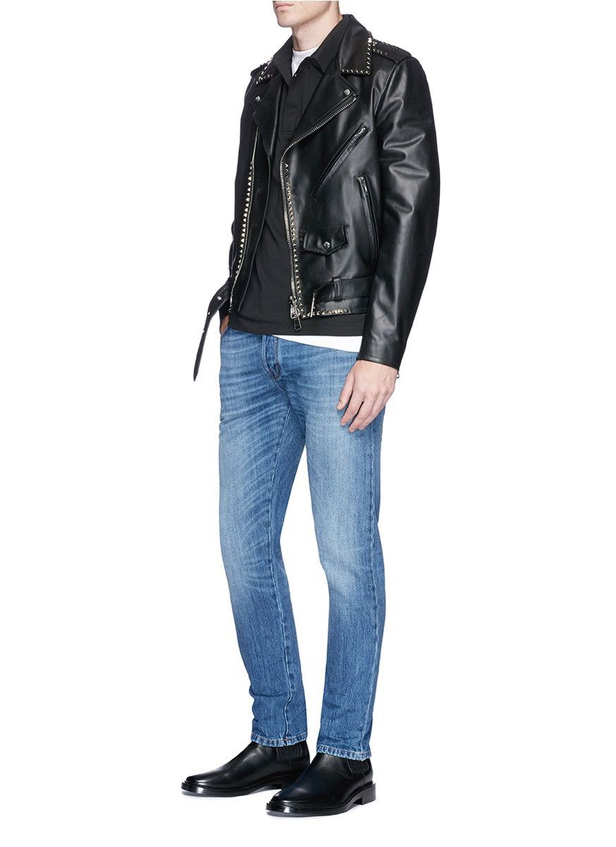 “Classic Collection” Rockstud untitled 06’ jeans