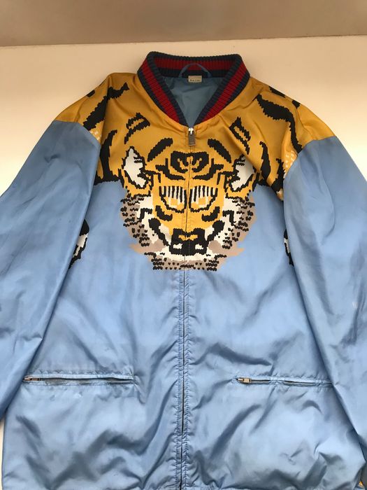 Gucci tiger clearance print lightweight jacket