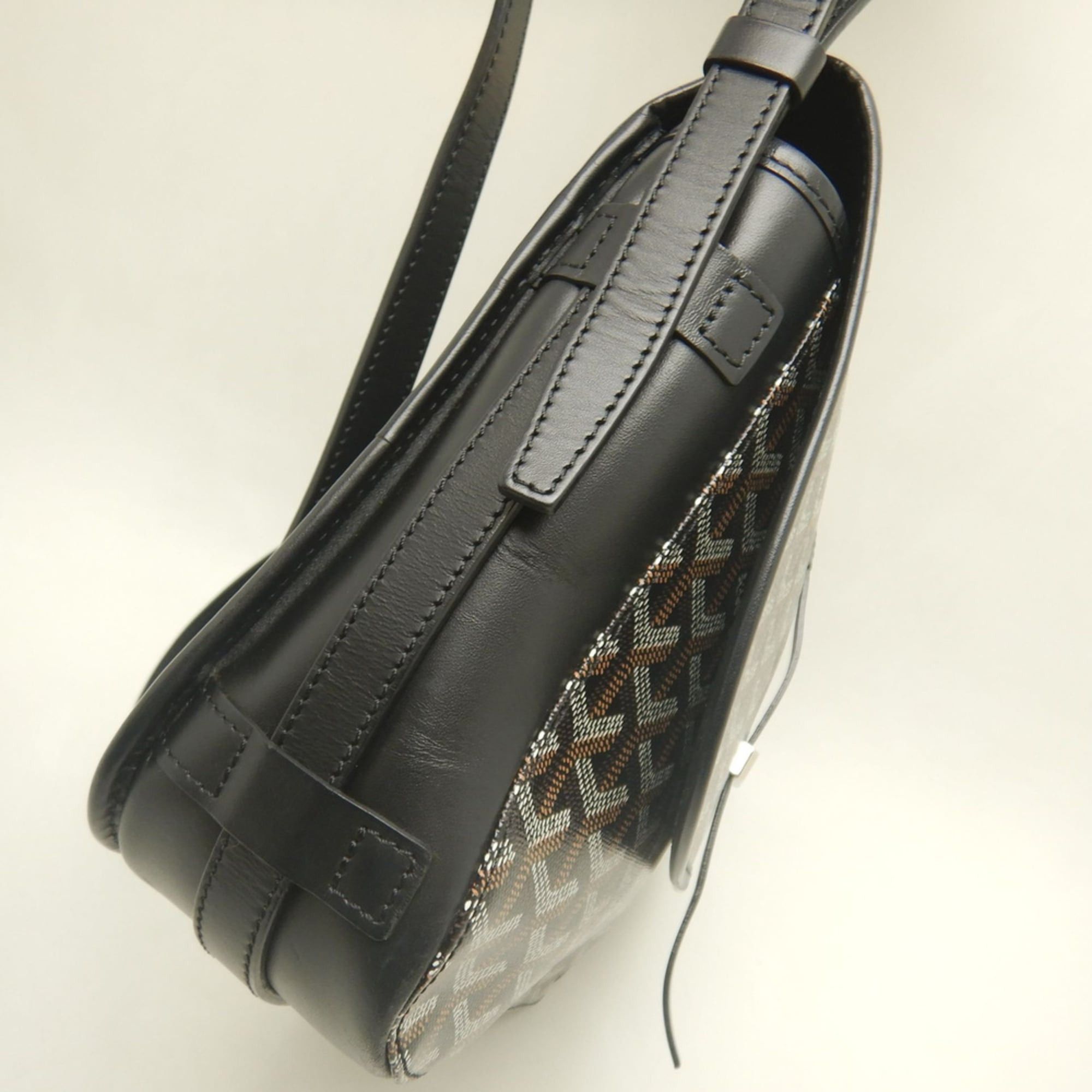 Goyard GOYARD Belvedere MM BELVE3MMLTY01CG01P Shoulder Bag, Goyardine Canvas, Black, Women's, 254158 Size ONE SIZE - 5 Thumbnail