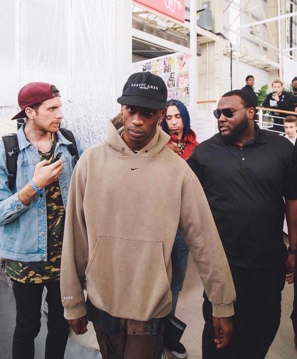 Travis scott tan nike hoodie hot sale