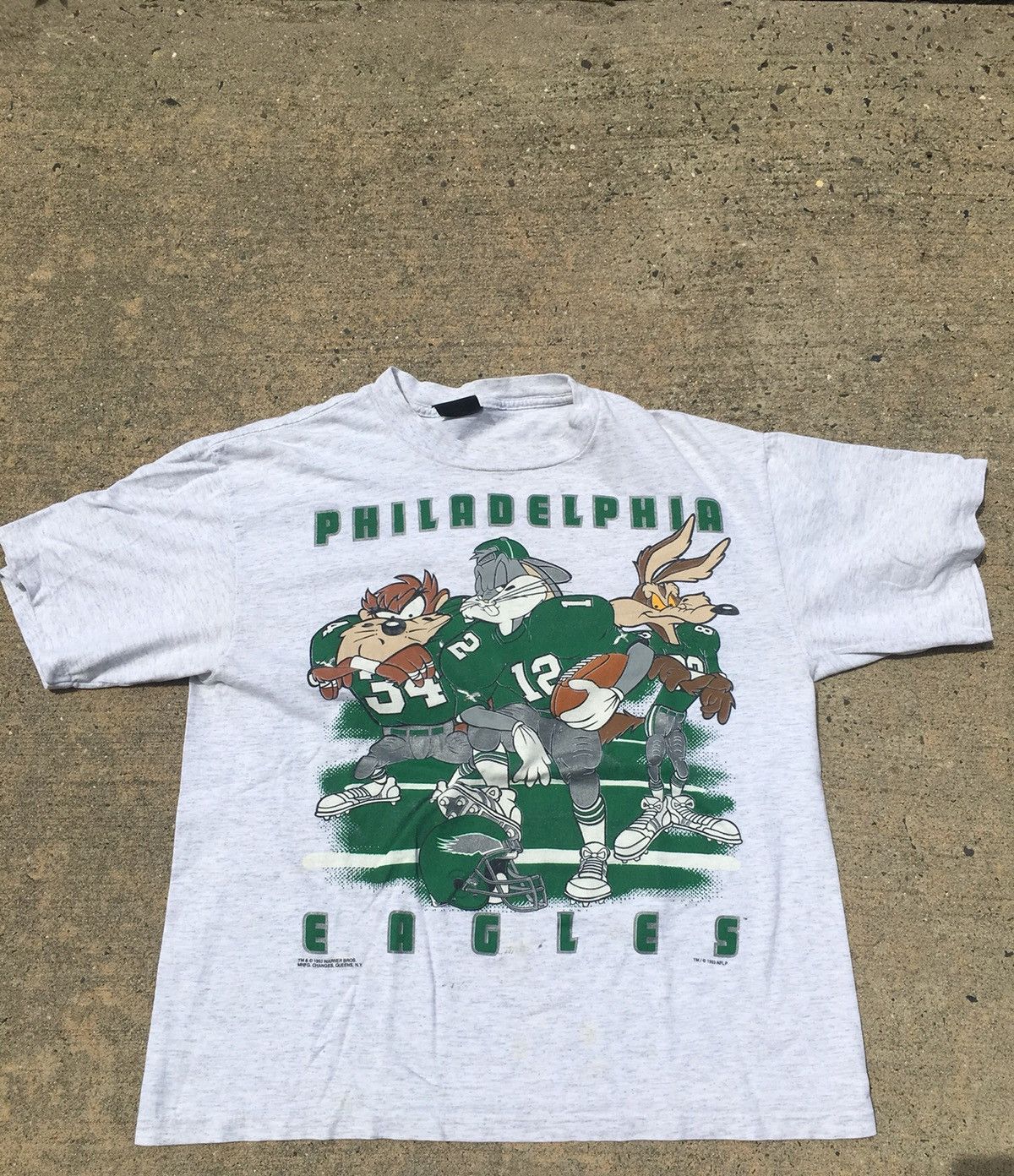 Vintage 1993 Looney Tunes Philadelphia Eagles Shirt