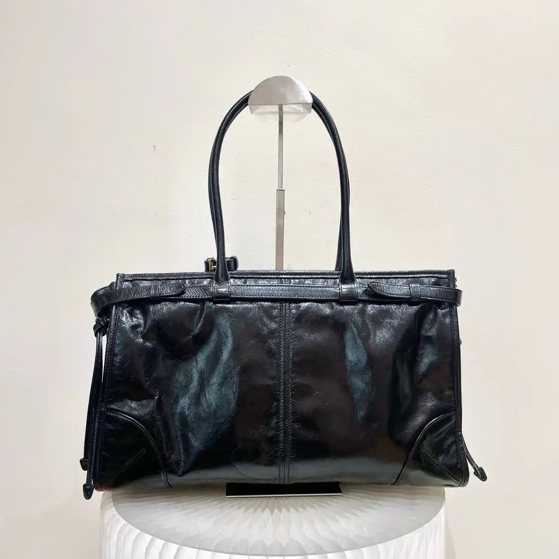 Prada PRADA Bonnie Large black cowhide leather logo shoulder bag Size ONE SIZE - 4 Thumbnail