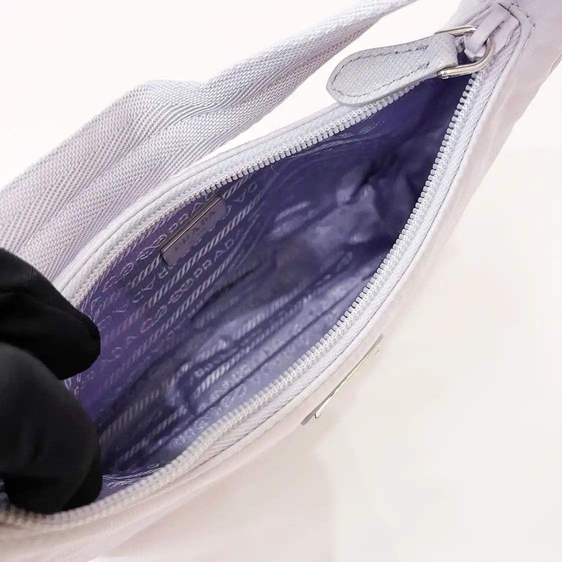 Prada PRADA Re-Edition 2000 mini light purple nylon logo shoulder bag Size ONE SIZE - 6 Thumbnail
