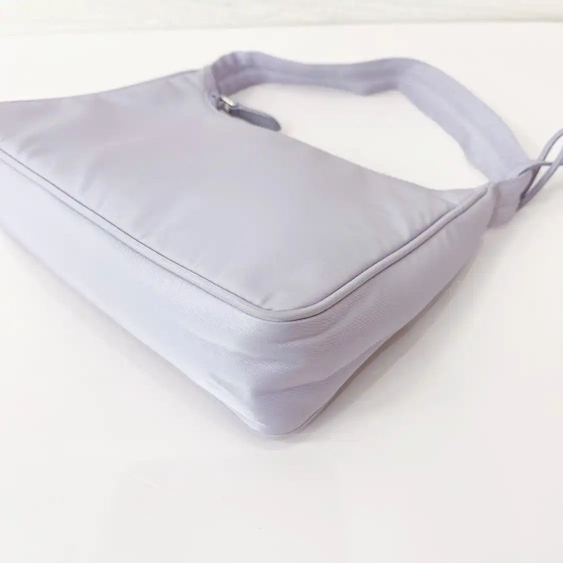 Prada PRADA Re-Edition 2000 mini light purple nylon logo shoulder bag Size ONE SIZE - 12 Thumbnail