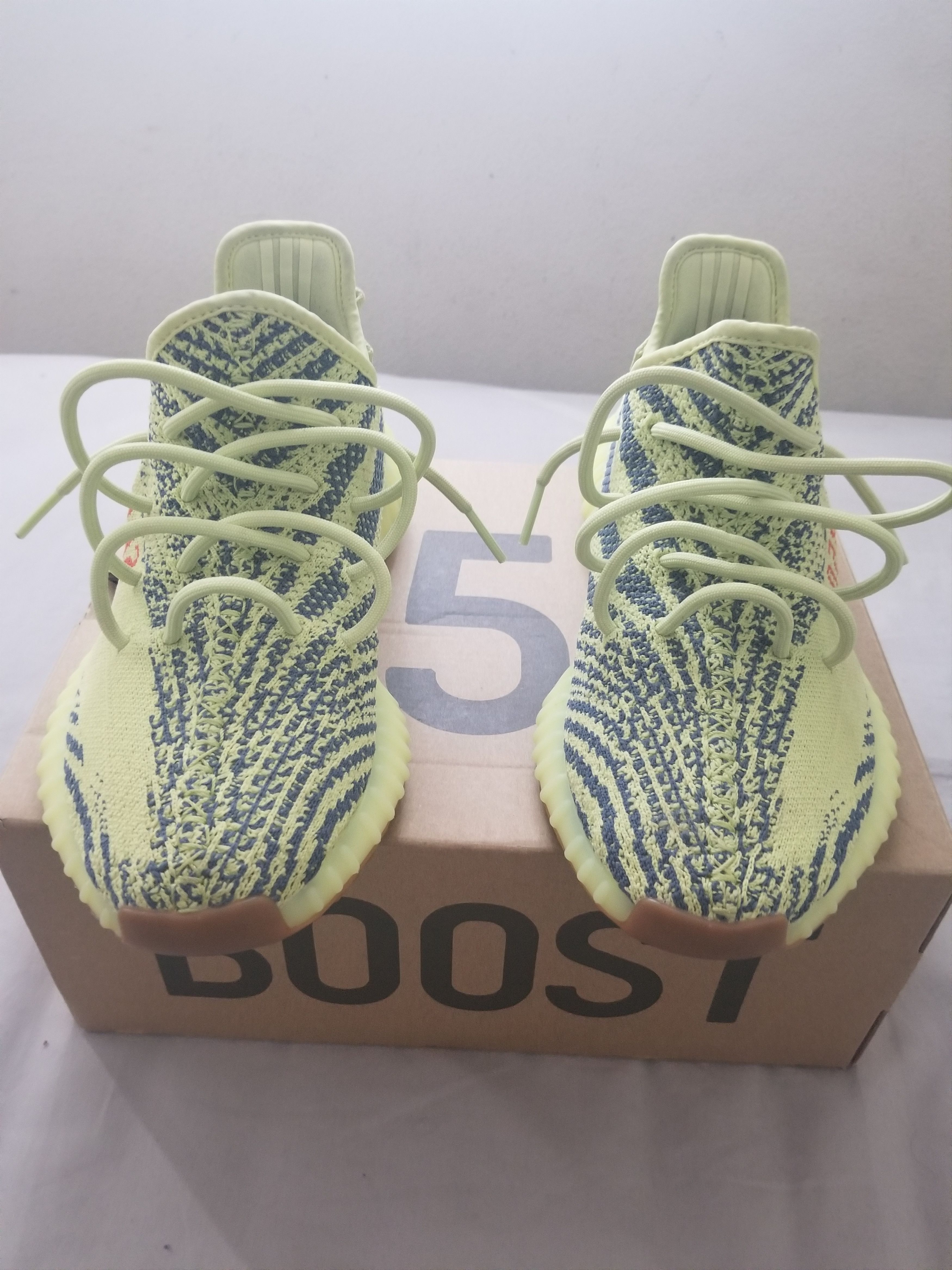 Adidas Yeezy V2 Semi Frozens Size US 8.5 / EU 41-42 - 5 Thumbnail