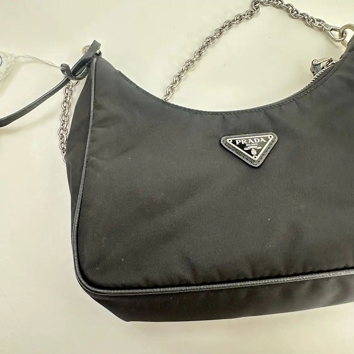 Prada PRADA Re-Edition 2005 black nylon logo crossbody bag silver hardware Size ONE SIZE - 9 Thumbnail
