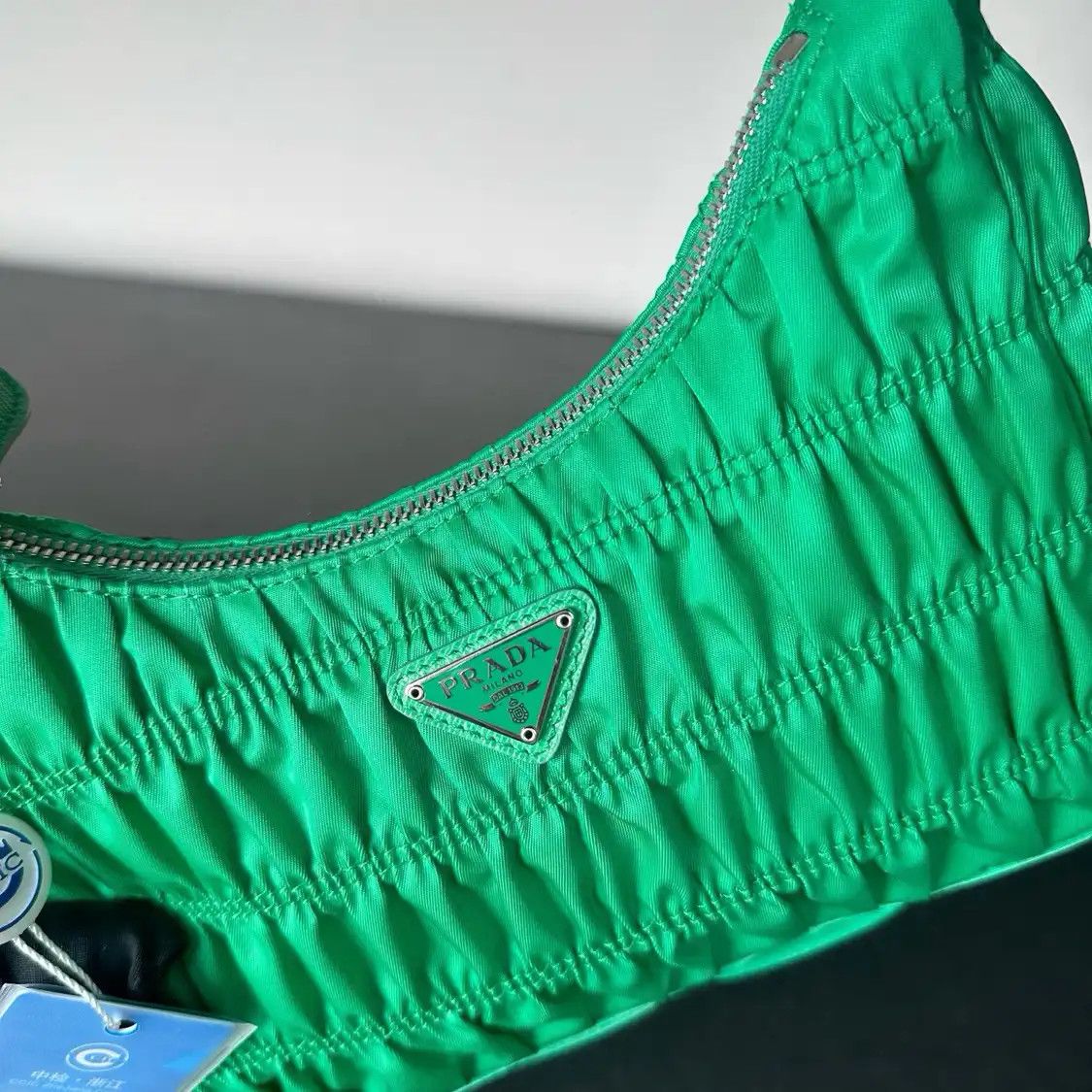 Prada PRADA Re-Edition 2005 mini green nylon logo quilted shoulder bag hardware Size ONE SIZE - 3 Thumbnail