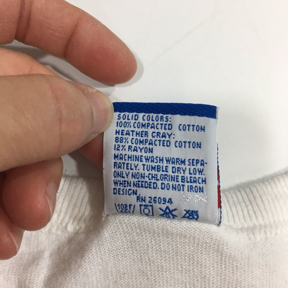 Champion Vtg Champion USA White Blue WC Football T Shirt XL Size US XL / EU 56 / 4 - 4 Thumbnail