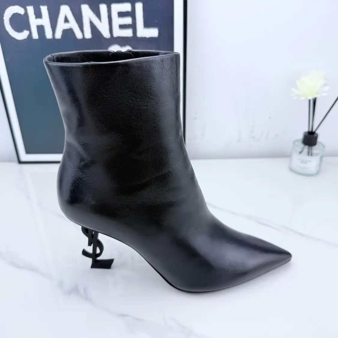 Saint Laurent Paris Saint Laurent Paris YSL black leather Women's ankle boots 38 Size US 8 / IT 38 - 5 Thumbnail