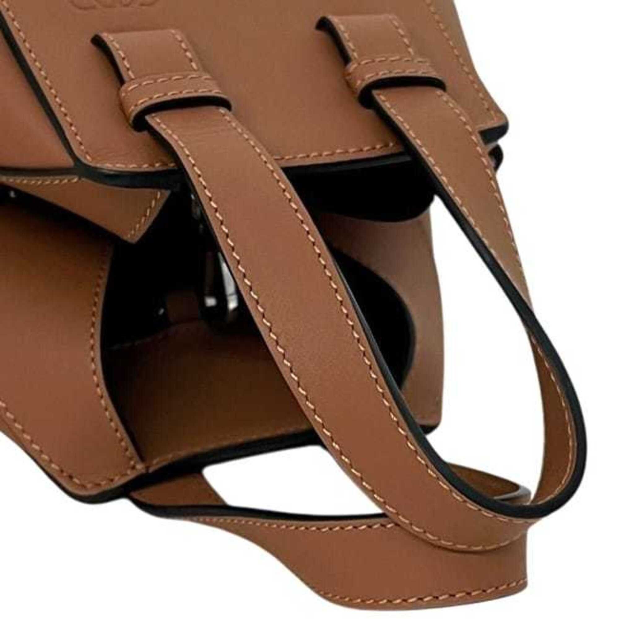 Loewe Loewe 2-way bag, Hammock compact shoulder Anagram, A538H13X10, LOEWE smooth leather, tan, BRONCEAD brown, women's. Size ONE SIZE - 8 Thumbnail