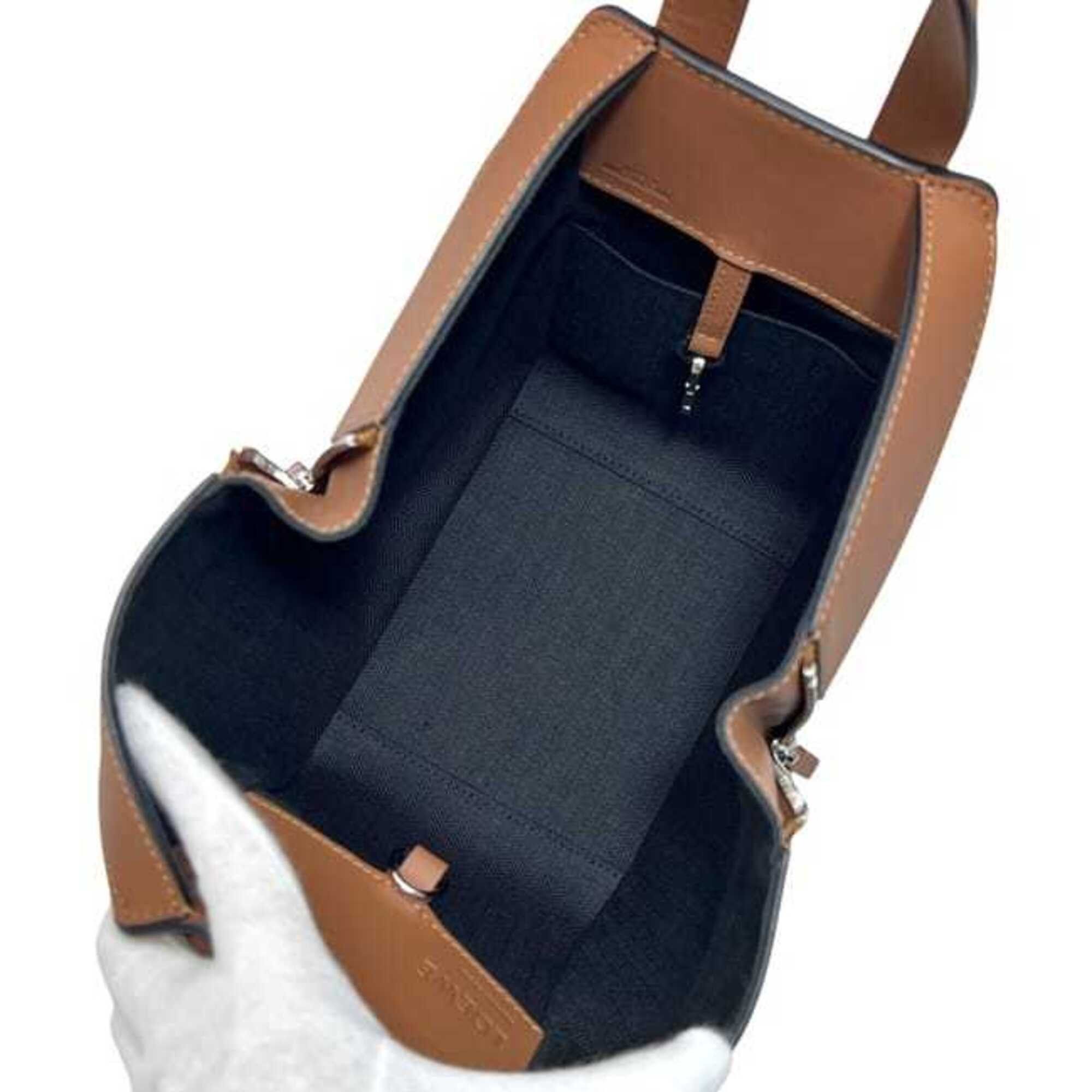 Loewe Loewe 2-way bag, Hammock compact shoulder Anagram, A538H13X10, LOEWE smooth leather, tan, BRONCEAD brown, women's. Size ONE SIZE - 4 Thumbnail