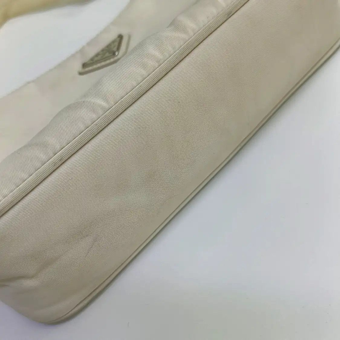 Prada PRADA Re-Edition white fabric logo handbag shoulder bag crossbody bag silver har Size ONE SIZE - 15 Thumbnail