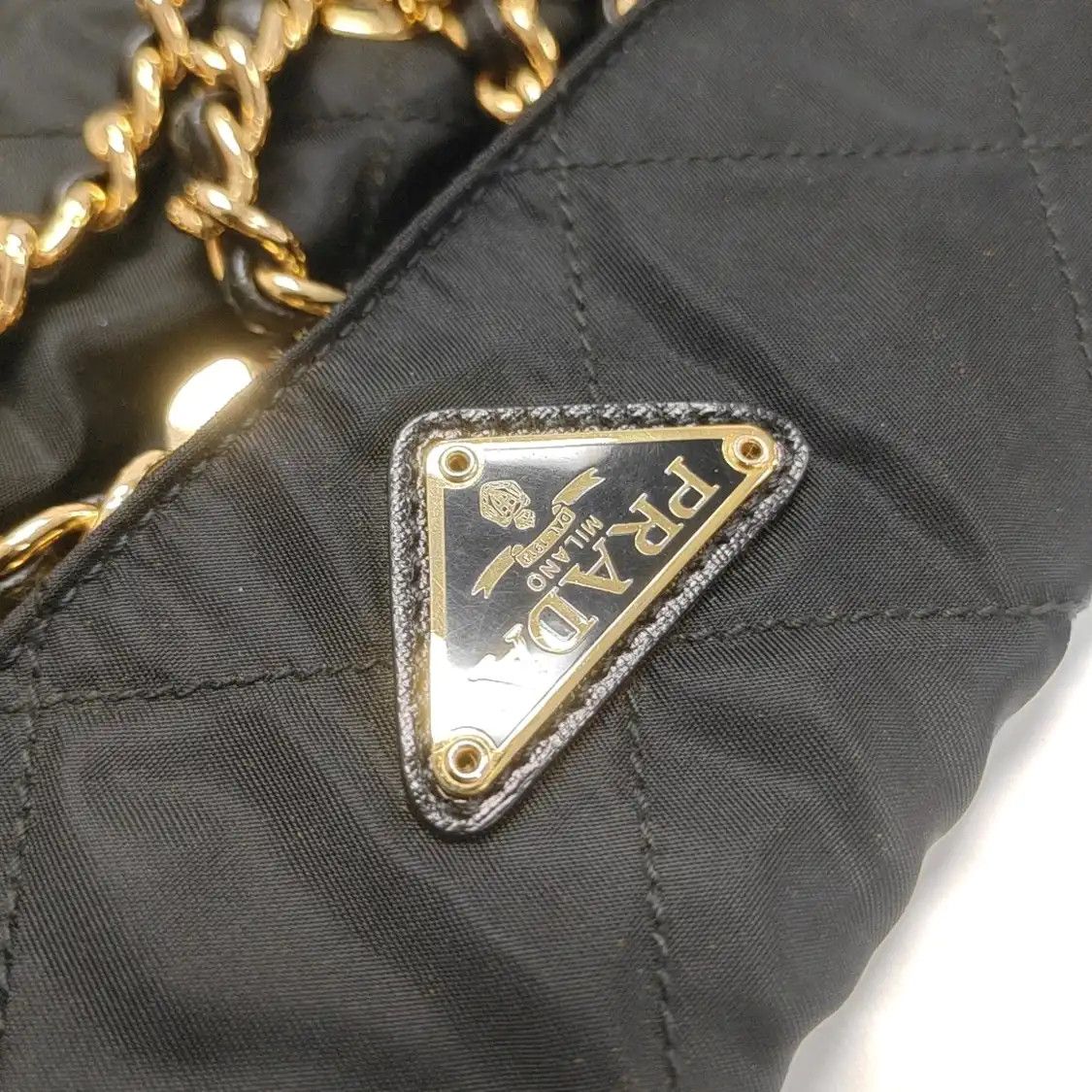 Prada PRADA black nylon logo quilted parachute bag shoulder bag crossbody gold hardwar Size ONE SIZE - 9 Thumbnail