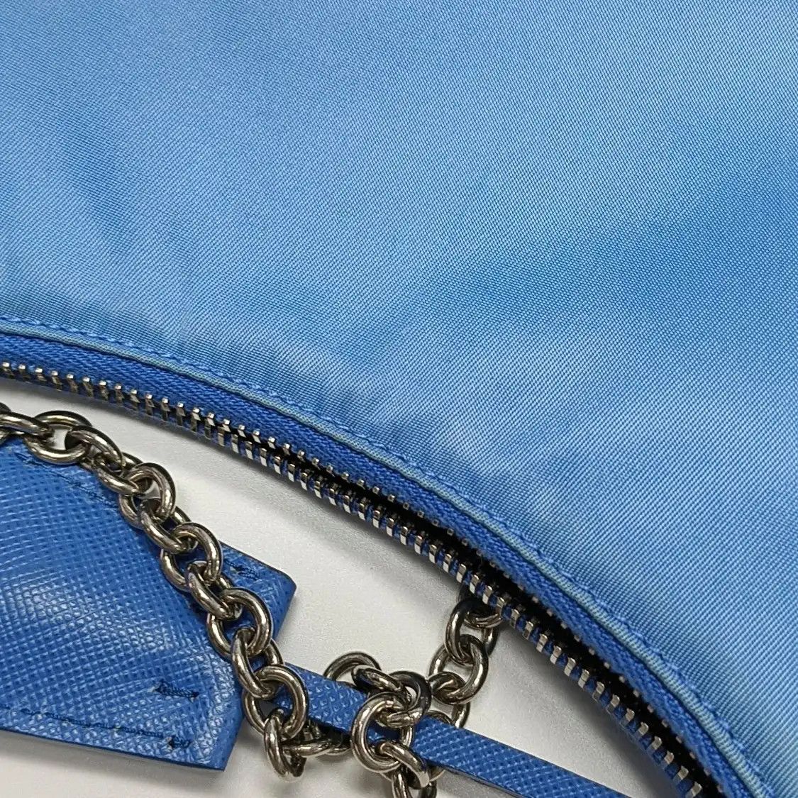 Prada PRADA Re-Edition 2005 blue nylon crossbody bag silver hardware sub-pocket 2 stri Size ONE SIZE - 12 Thumbnail