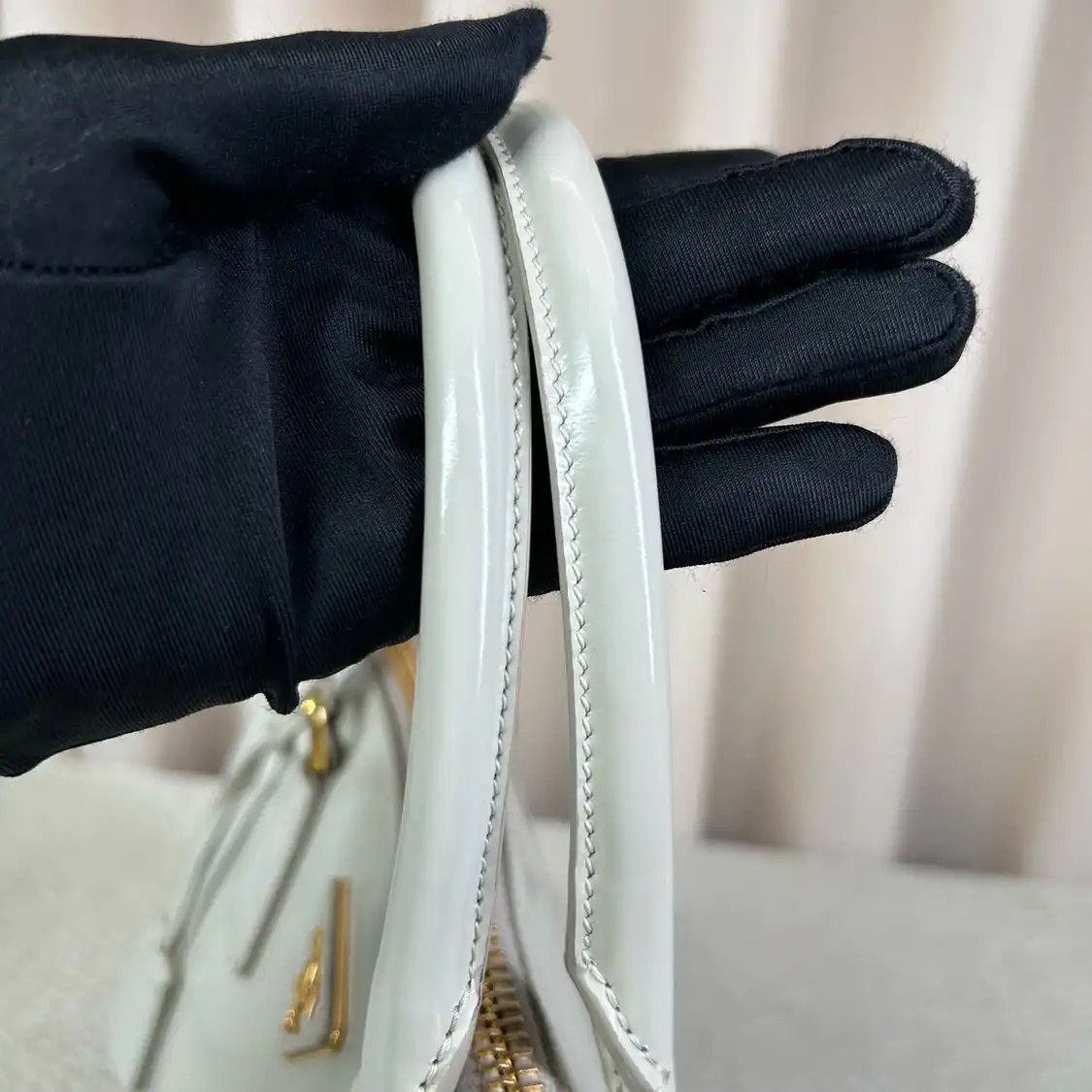 Prada PRADA Promenade light greypatent leather logo shell bag handbag Size ONE SIZE - 8 Thumbnail