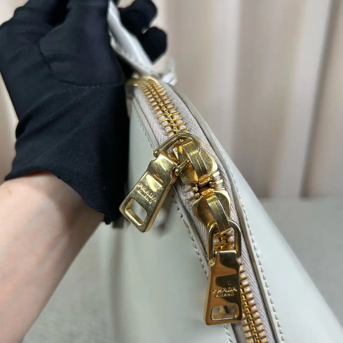 Prada PRADA Promenade light greypatent leather logo shell bag handbag Size ONE SIZE - 6 Thumbnail
