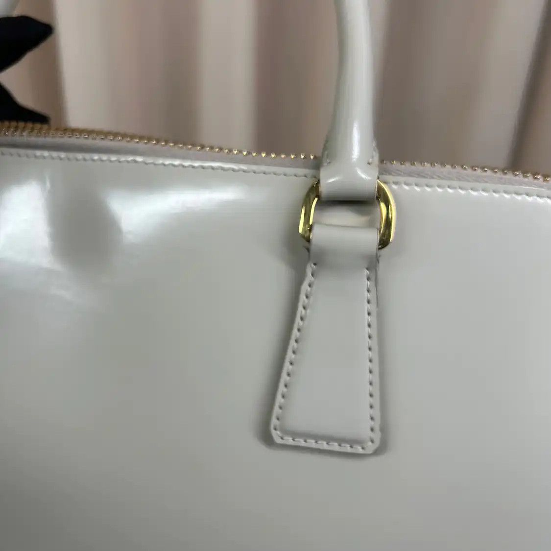 Prada PRADA Promenade light greypatent leather logo shell bag handbag Size ONE SIZE - 13 Thumbnail