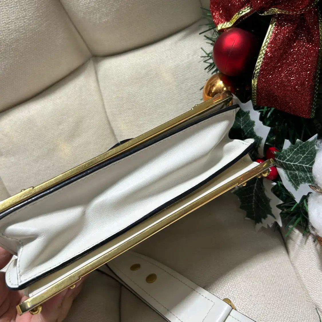 Prada PRADA Cahier white cowhide leather cross pattern shoulder bag detachable strap Size ONE SIZE - 5 Thumbnail