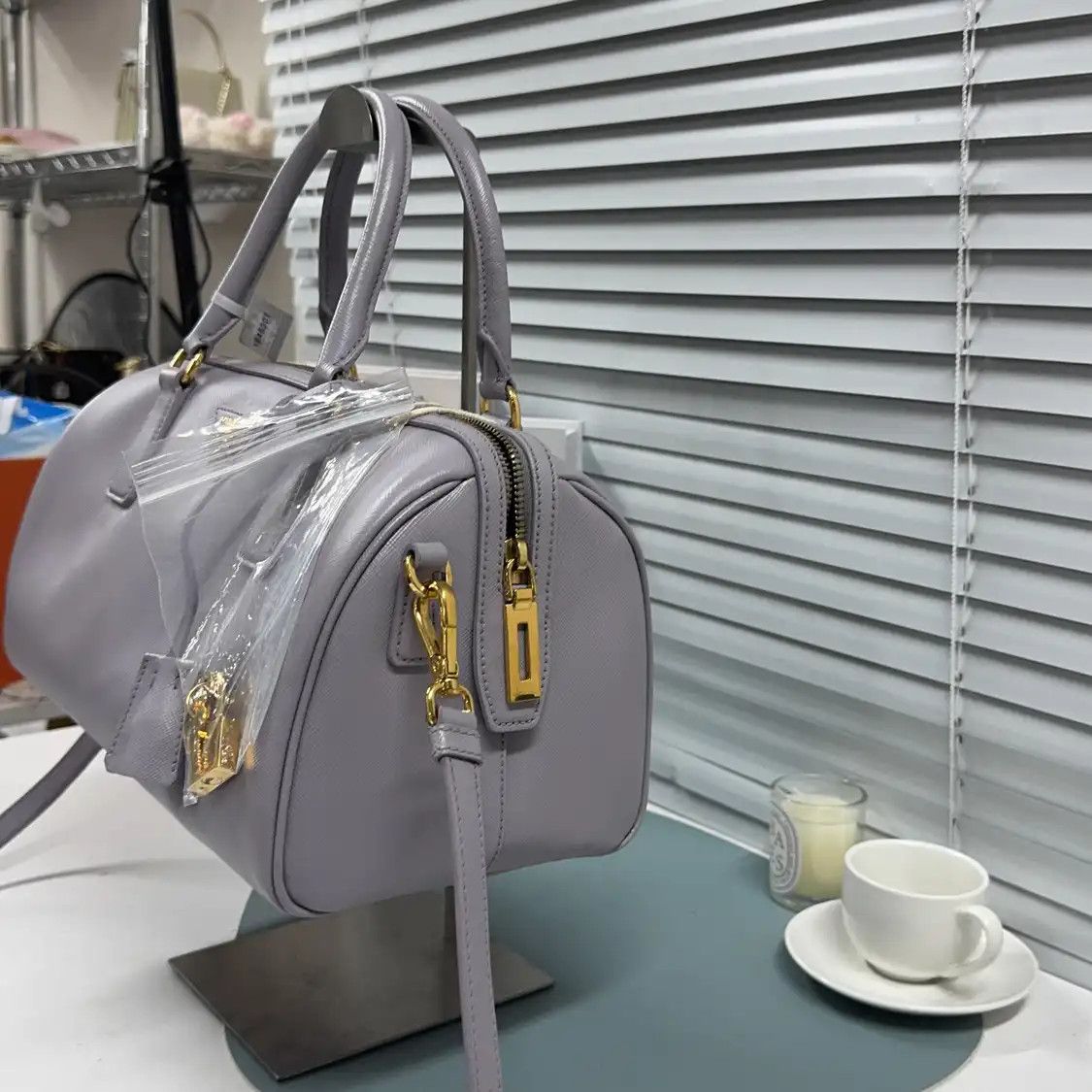Prada PRADA Bauletto light purplecowhide leather embossed crossbody bag Size ONE SIZE - 3 Thumbnail