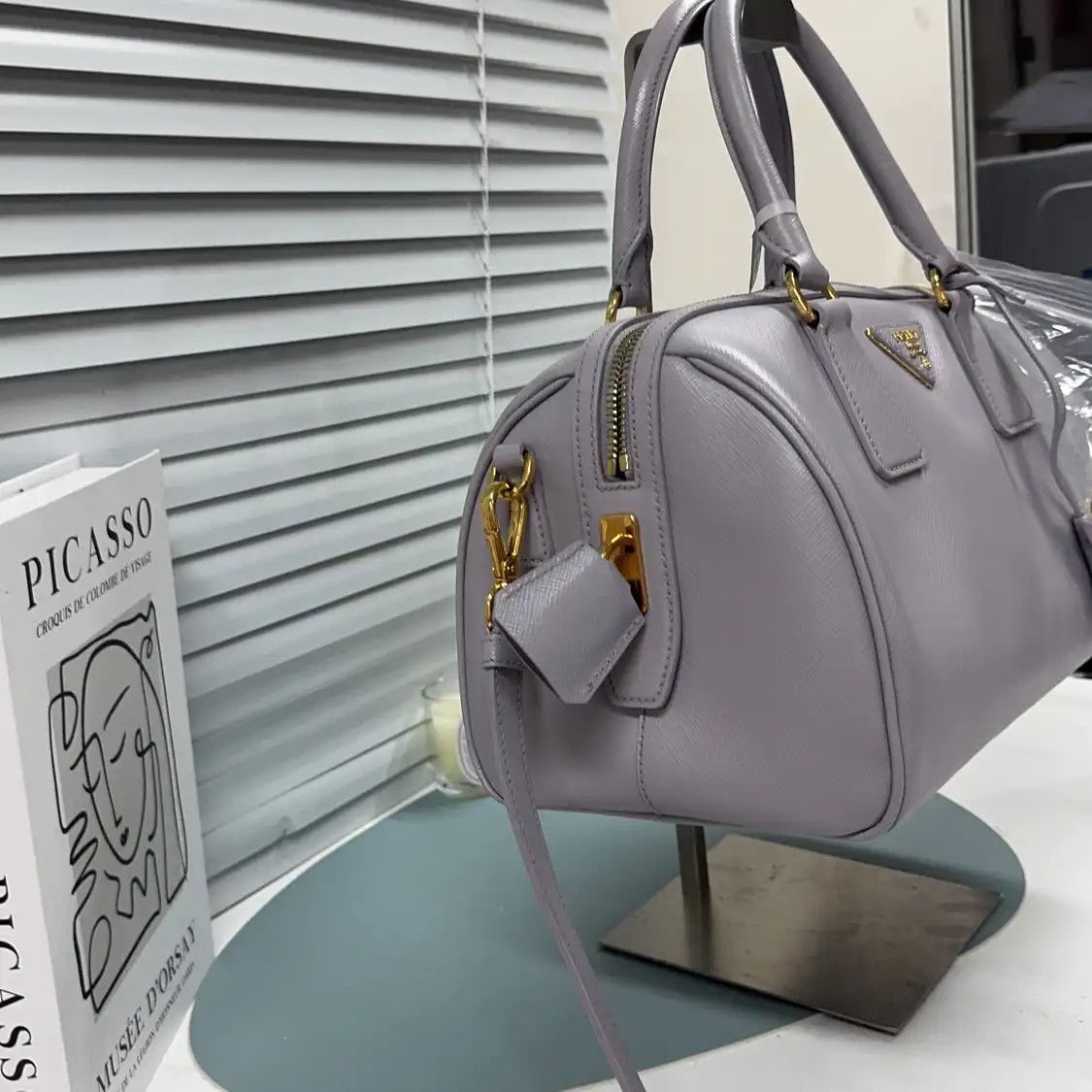 Prada PRADA Bauletto light purplecowhide leather embossed crossbody bag Size ONE SIZE - 2 Thumbnail