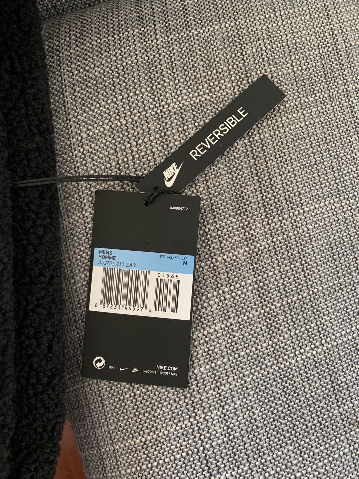 Nike vaporwave reversible fleece hot sale