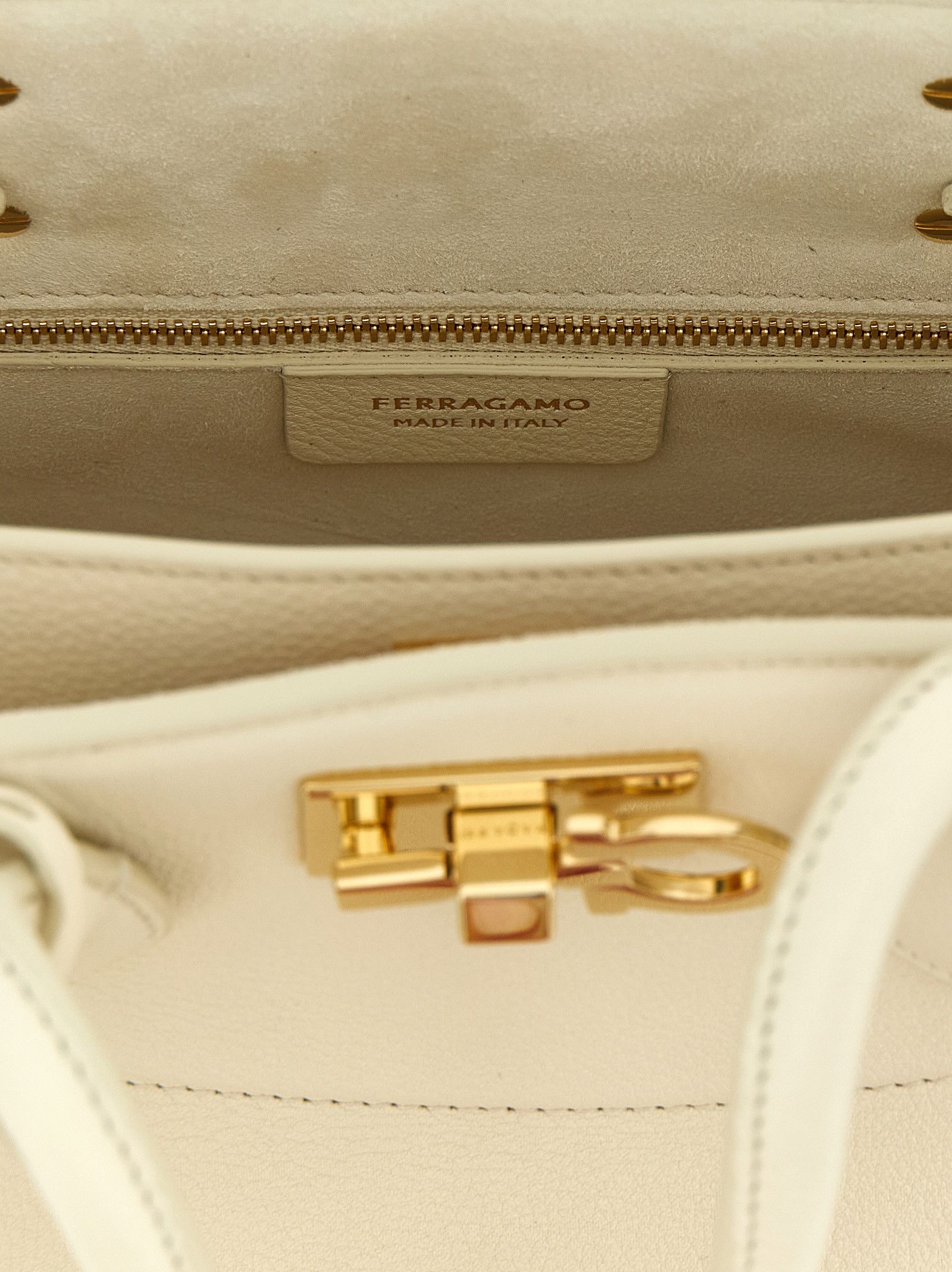 Salvatore Ferragamo 'New Ferragamo Studio Soft (M)' Handbag Size ONE SIZE - 4 Thumbnail
