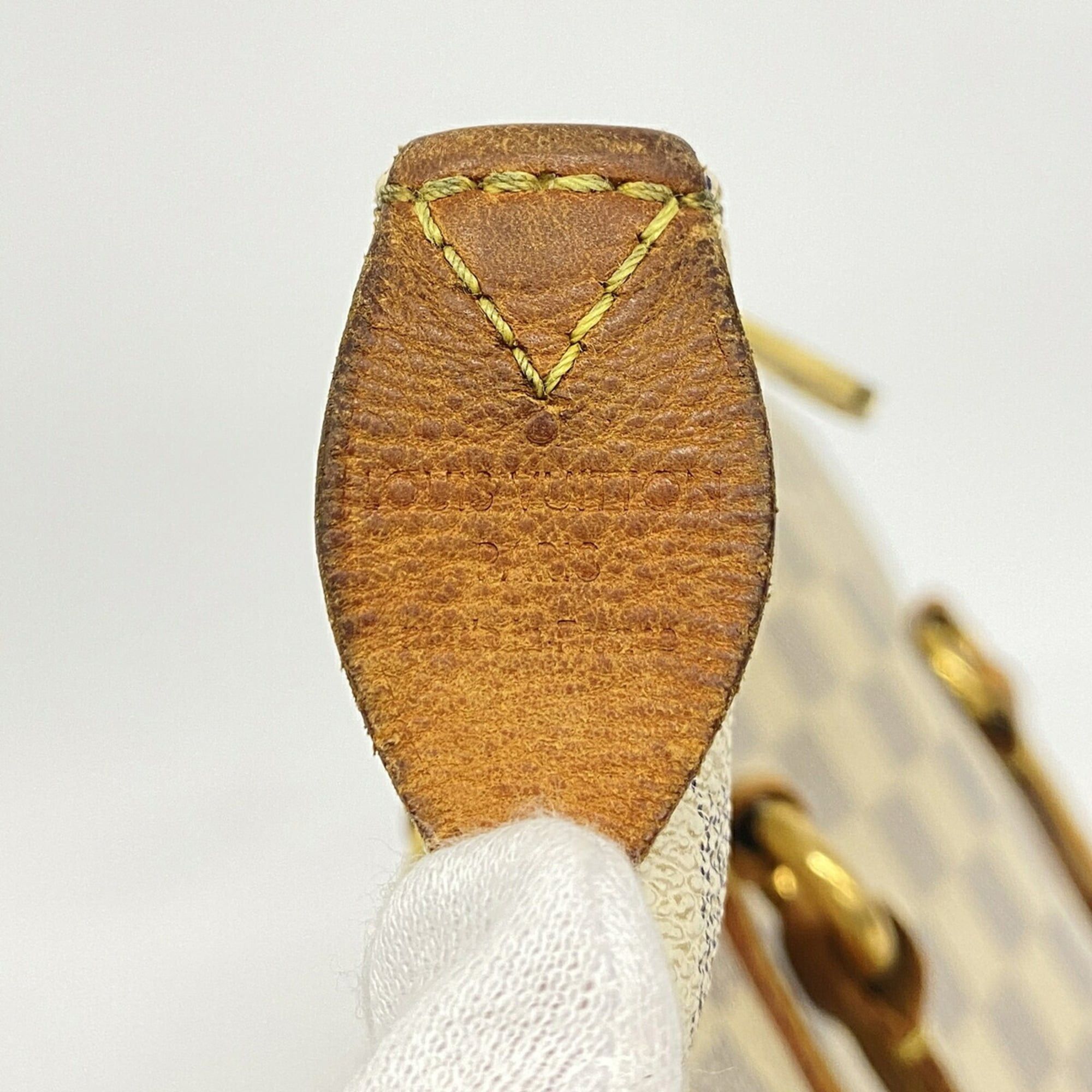 Louis Vuitton Louis Vuitton Damier Azur Totally MM Tote Bag N51262 White Women's Size ONE SIZE - 5 Thumbnail