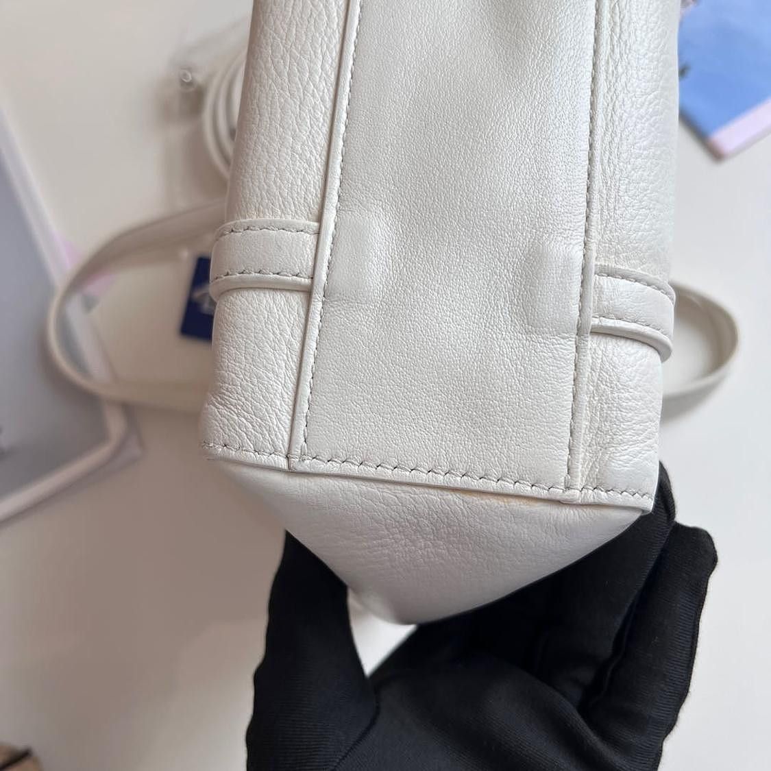 Balenciaga Balenciaga Everyday Logo Leather Tote Bag Size ONE SIZE - 8 Thumbnail