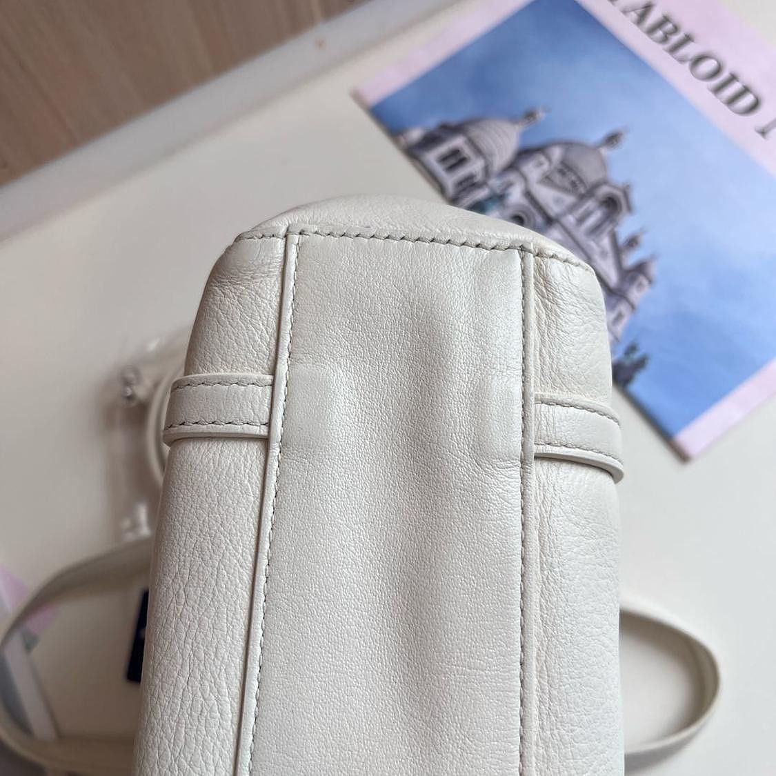 Balenciaga Balenciaga Everyday Logo Leather Tote Bag Size ONE SIZE - 9 Thumbnail