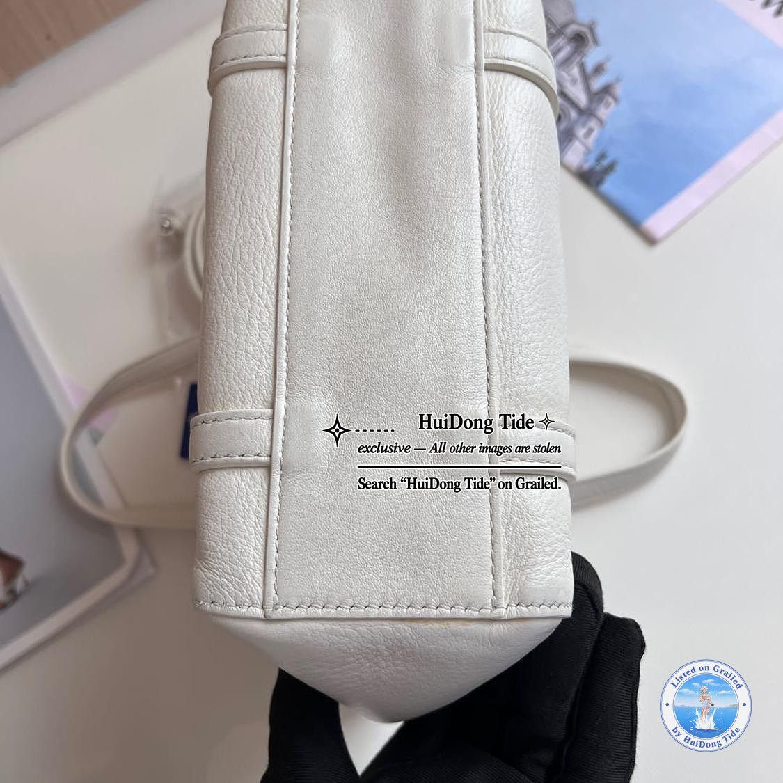 Balenciaga Balenciaga Everyday Logo Leather Tote Bag Size ONE SIZE - 7 Thumbnail