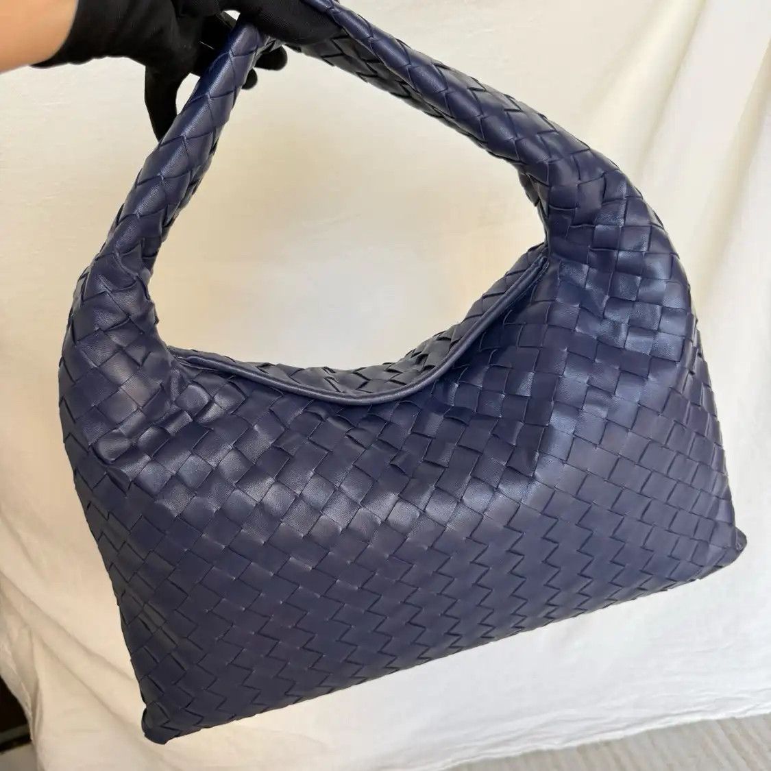 Bottega Veneta BOTTEGA VENETA Small deep sea bluecowhide leather woven shoulder bag Size ONE SIZE - 9 Thumbnail