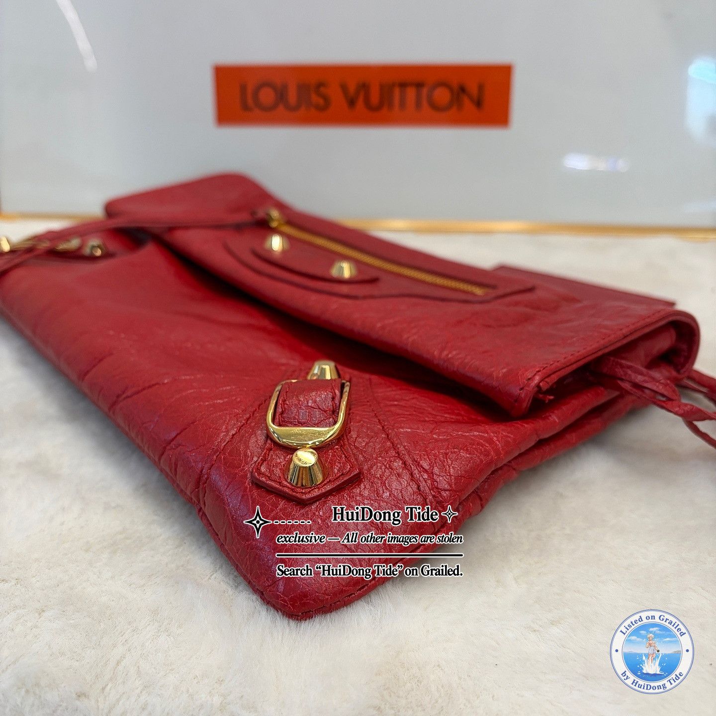 Balenciaga Balenciaga Red Leather Classic Envelope Shoulder Bag Size ONE SIZE - 6 Thumbnail