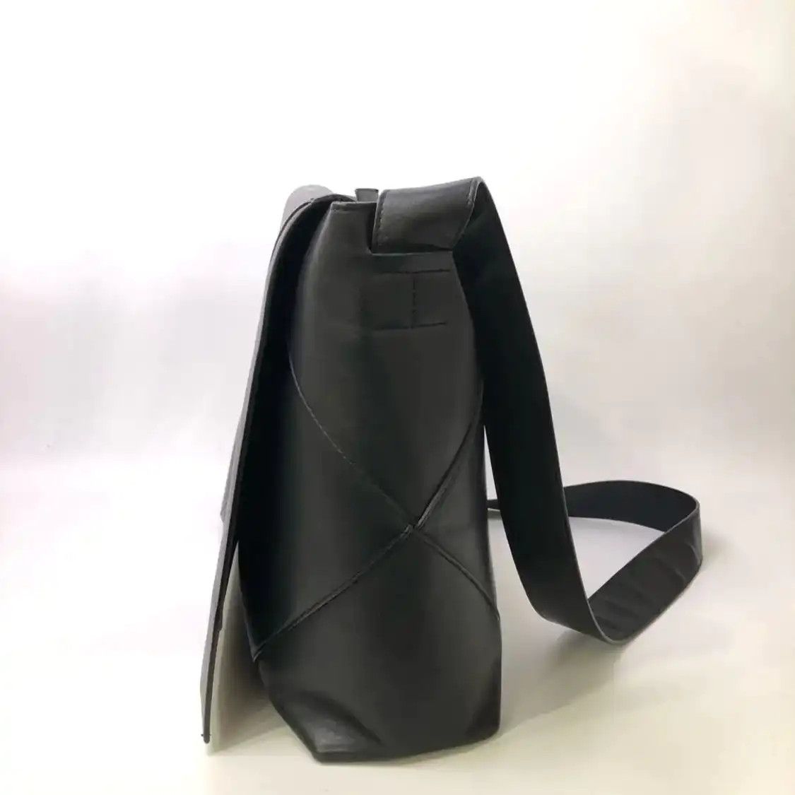 Bottega Veneta BOTTEGA VENETA black cowhide leather shoulder bag Size ONE SIZE - 5 Thumbnail